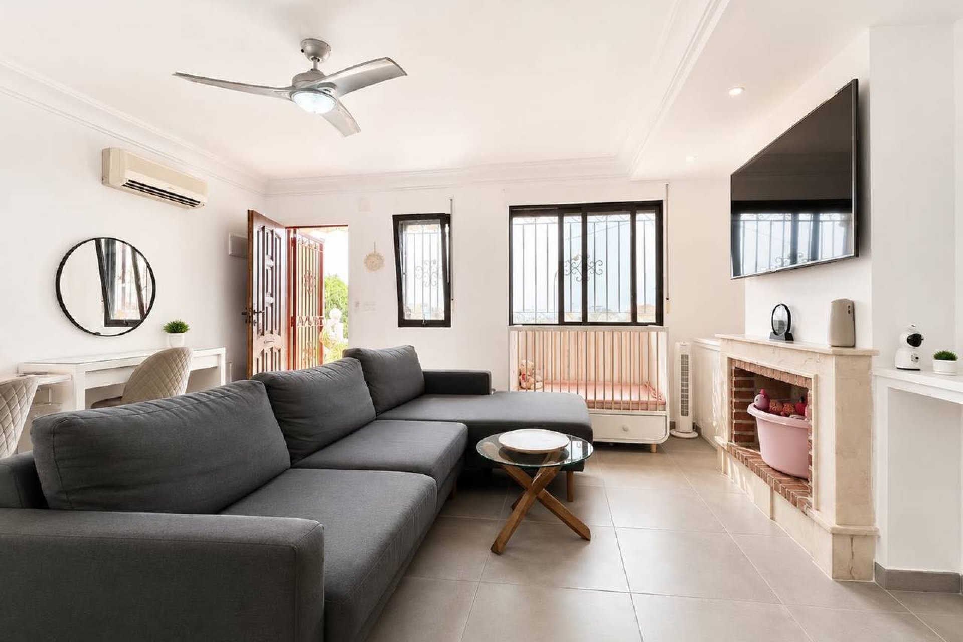 Revente - Villa -
Villamartin - Costa Blanca