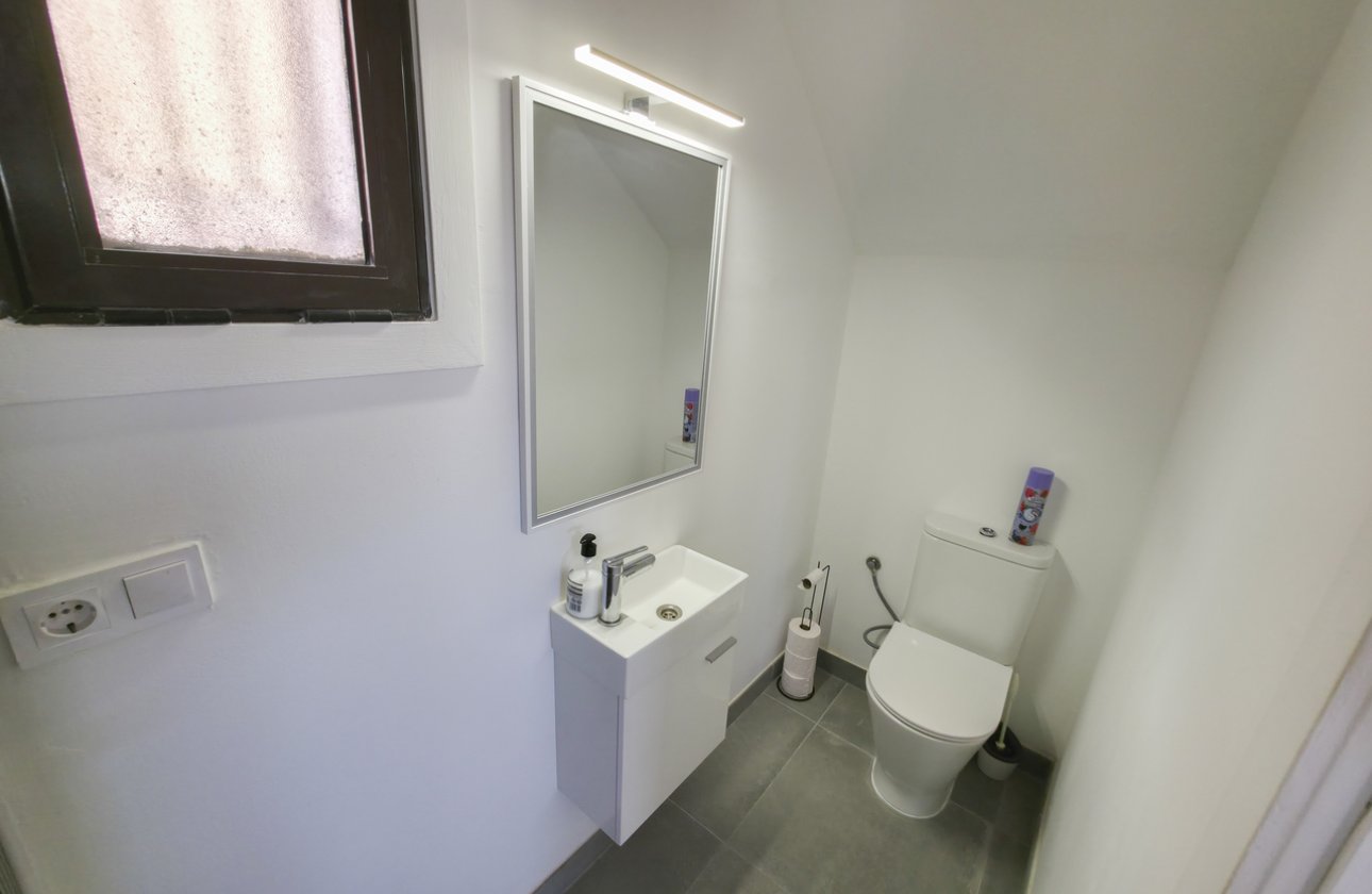 Revente - Villa -
Villamartin - Costa Blanca