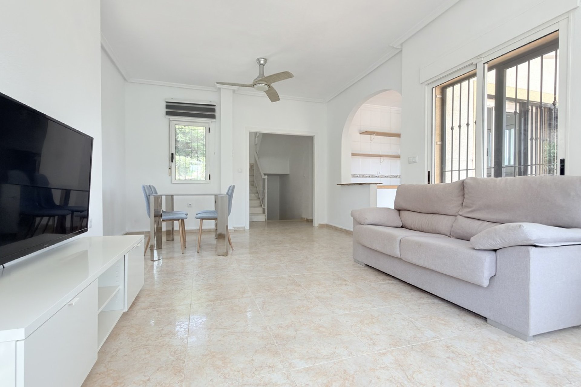Revente - Villa -
Villamartin - Costa Blanca