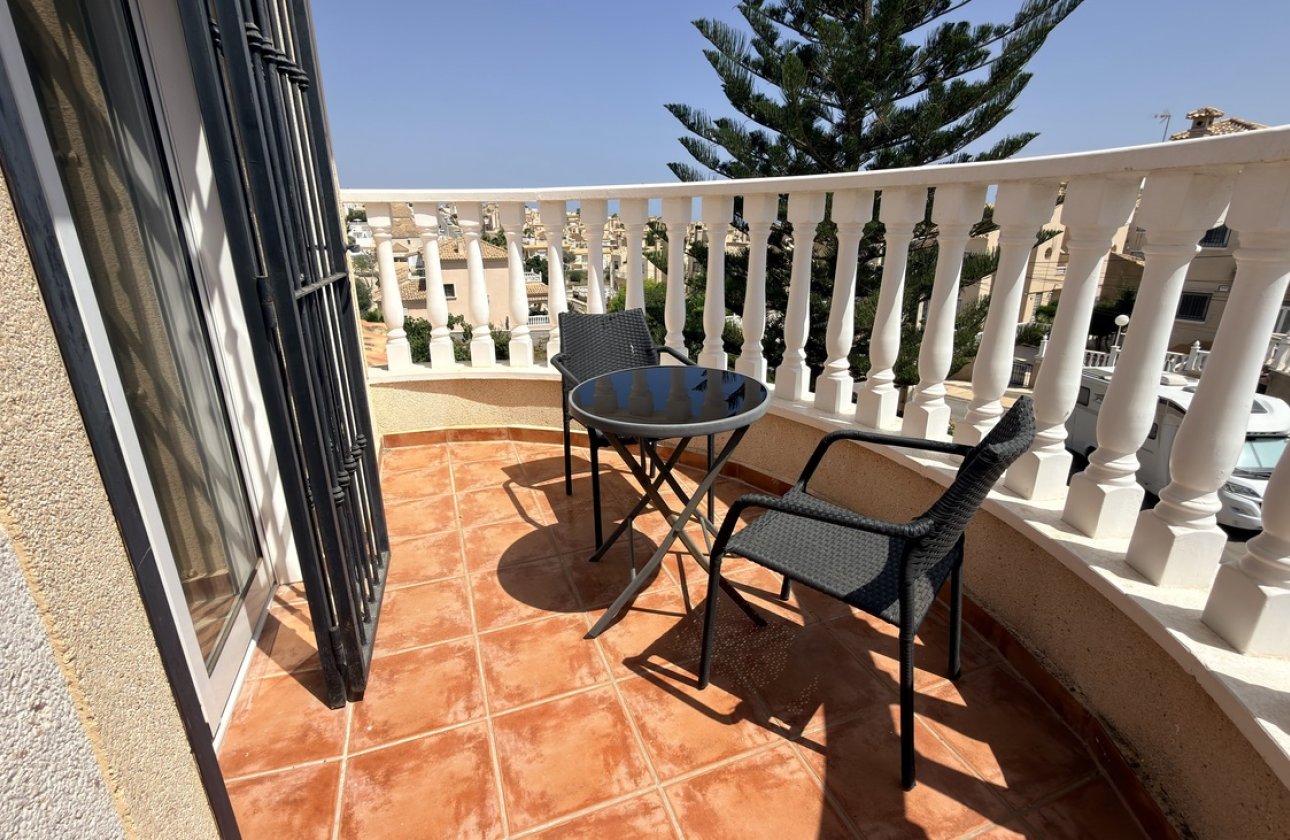 Revente - Villa -
Villamartin - Costa Blanca