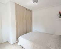 Revente - Villa -
Villamartin - Costa Blanca