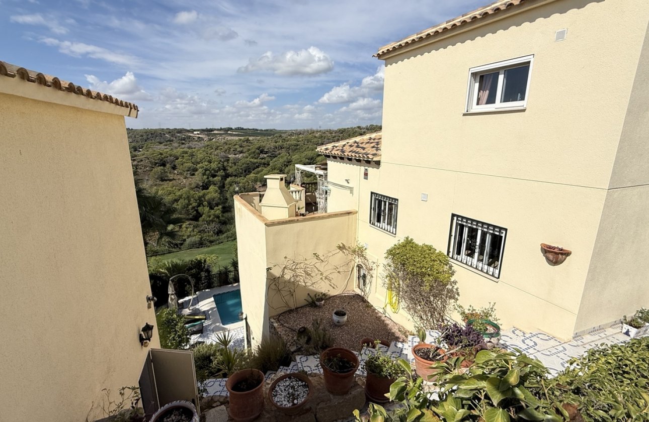 Revente - Villa -
Villamartin - Costa Blanca