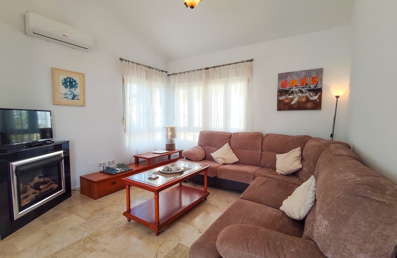 Revente - Villa -
Villamartin - Costa Blanca