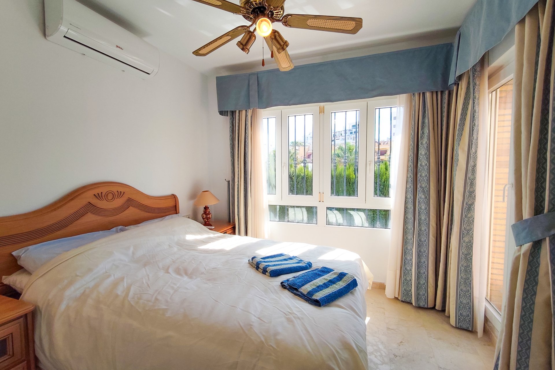 Revente - Villa -
Villamartin - Costa Blanca