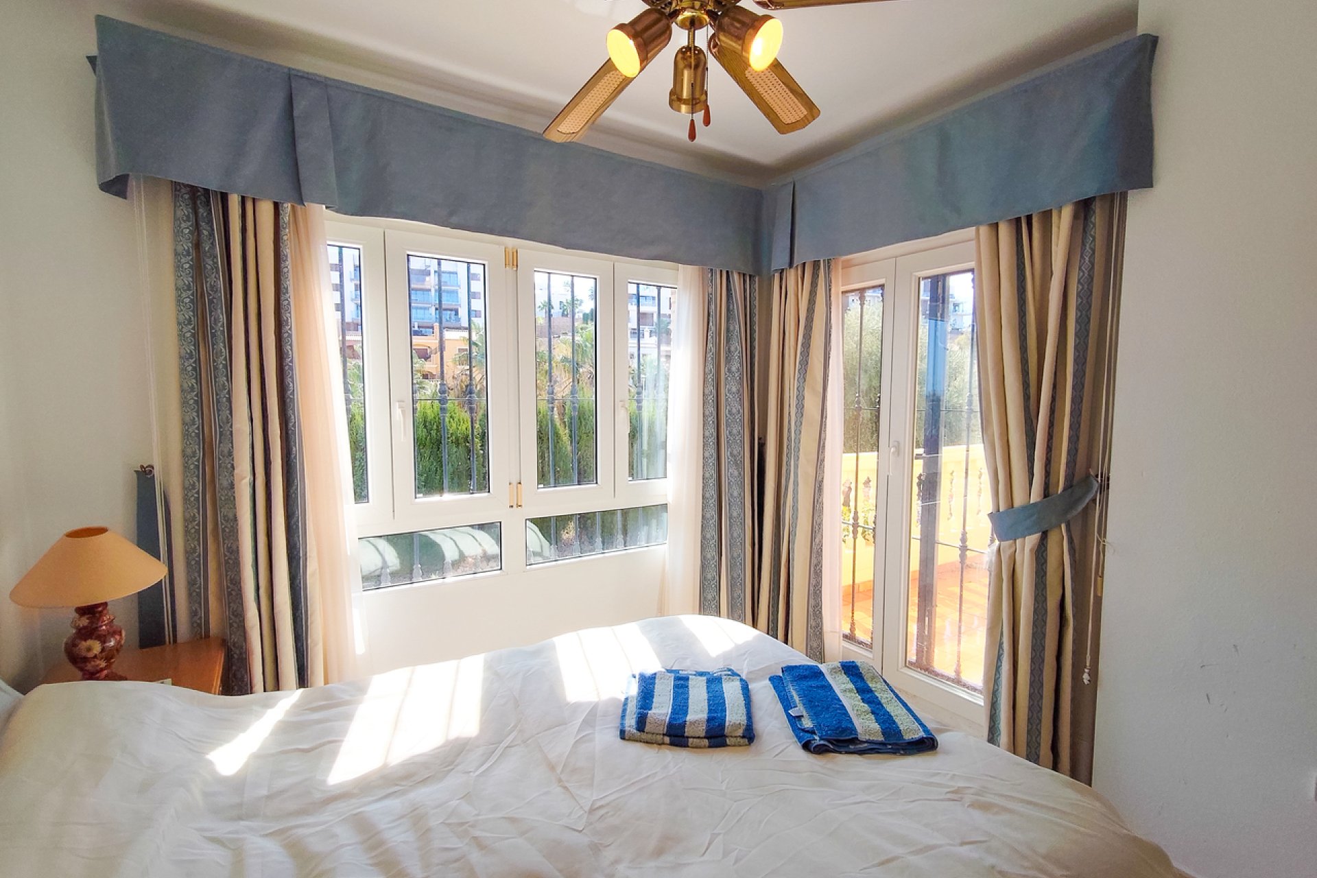 Revente - Villa -
Villamartin - Costa Blanca