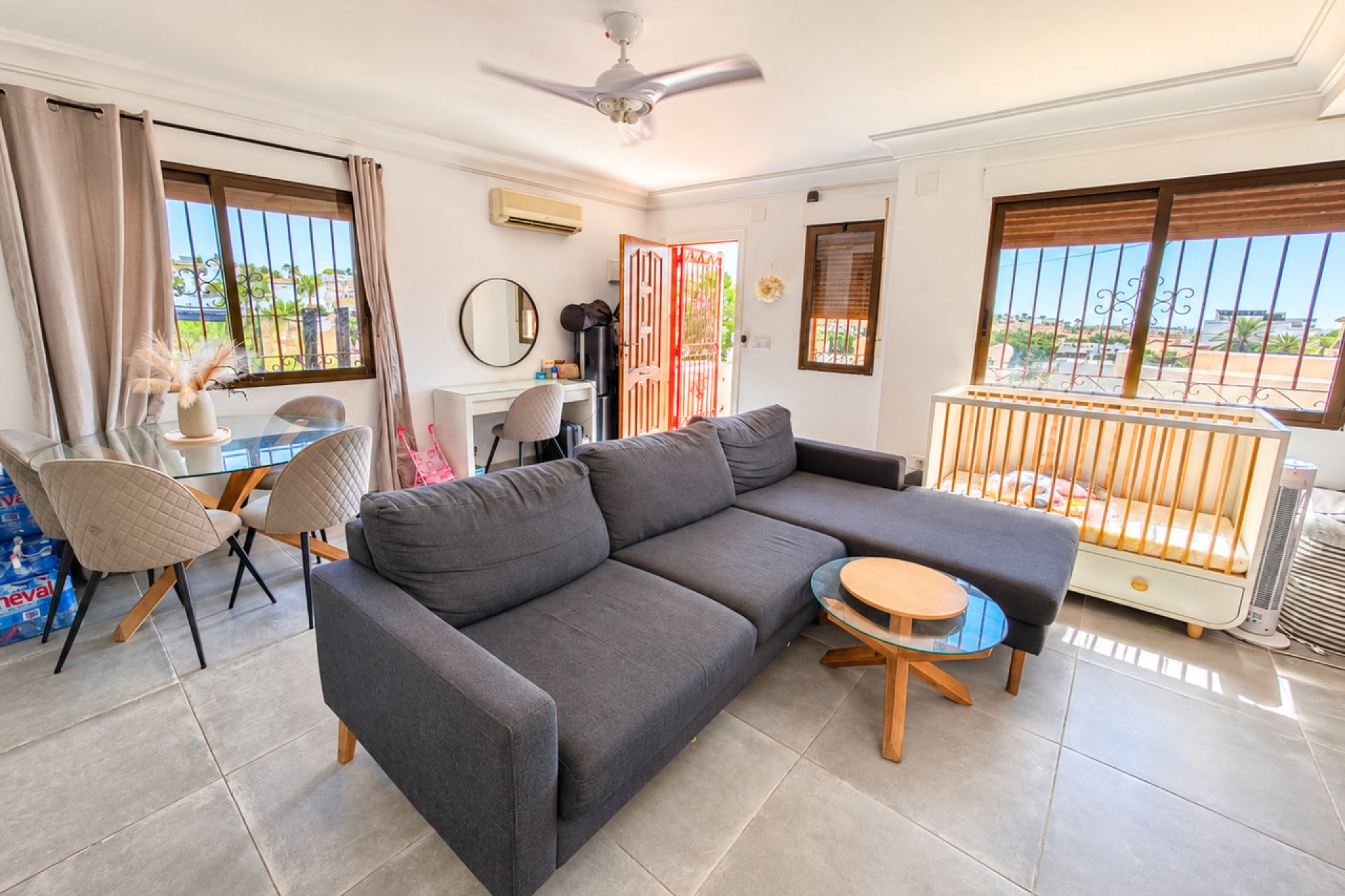 Revente - Villa -
Villamartin - Costa Blanca