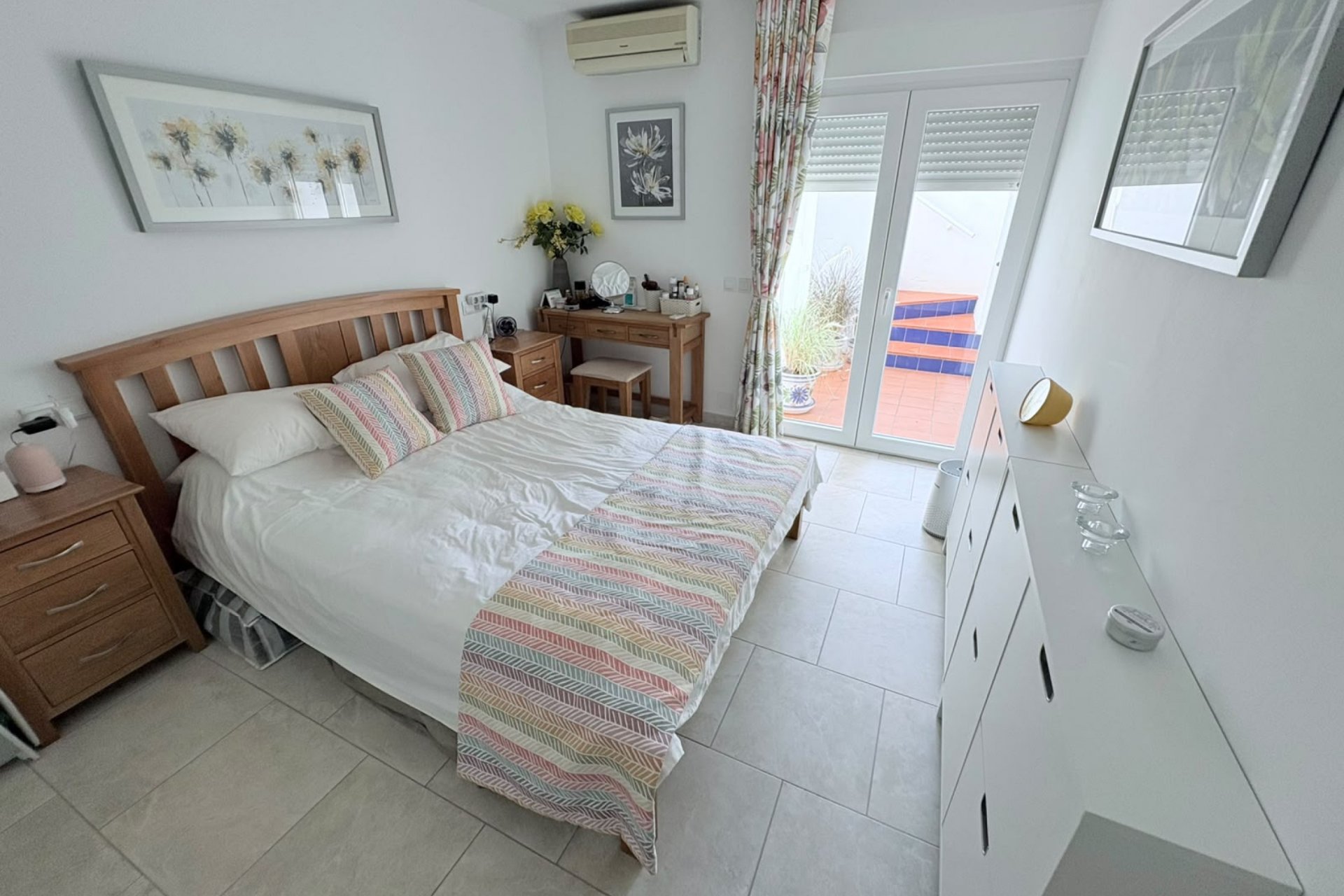 Revente - Villa -
Villamartin - Costa Blanca