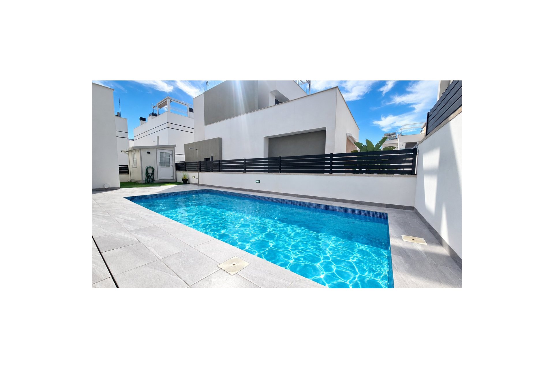 Revente - Villa -
Villamartin - Costa Blanca