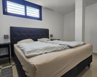 Revente - Villa -
Villamartin - Costa Blanca