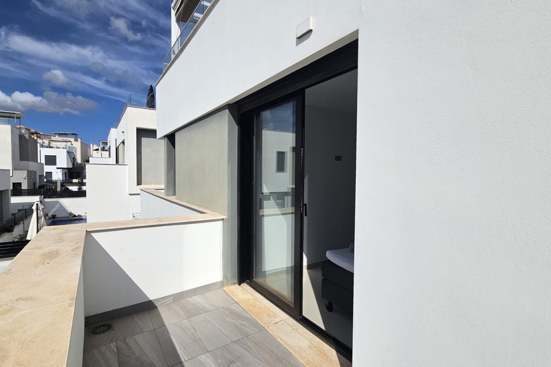 Revente - Villa -
Villamartin - Costa Blanca