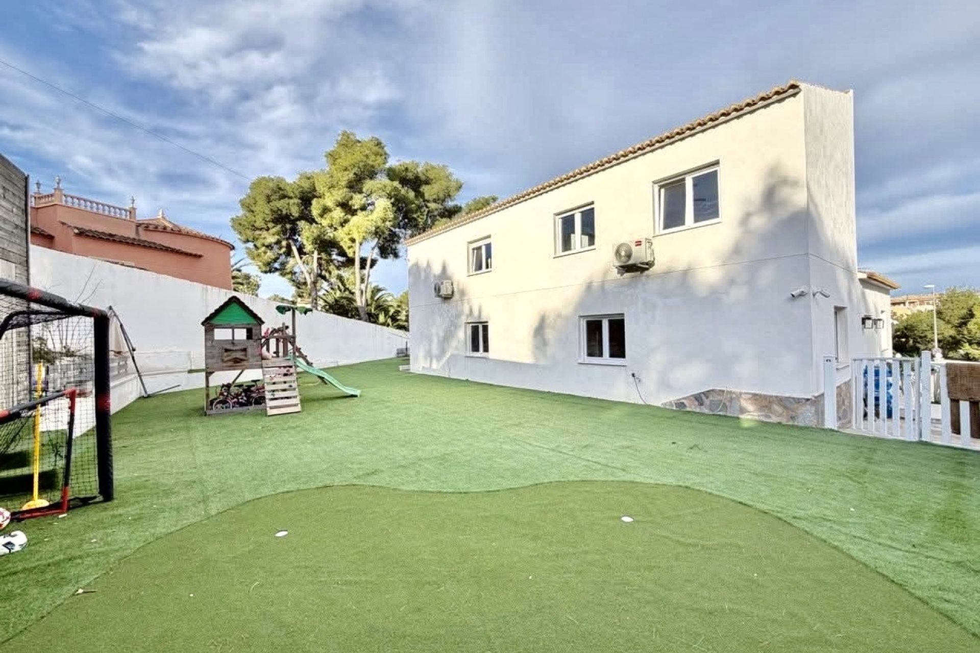 Revente - Villa -
Villamartin - Costa Blanca