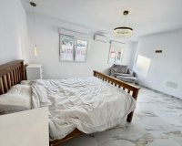 Revente - Villa -
Villamartin - Costa Blanca