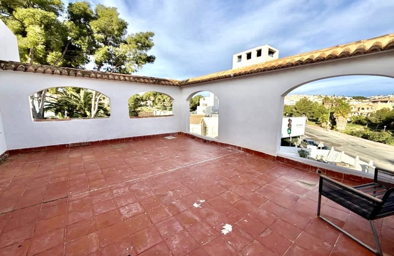 Revente - Villa -
Villamartin - Costa Blanca