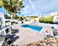 Revente - Villa -
Villamartin - Costa Blanca