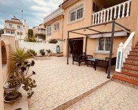 Revente - Villa -
Villamartin - Costa Blanca