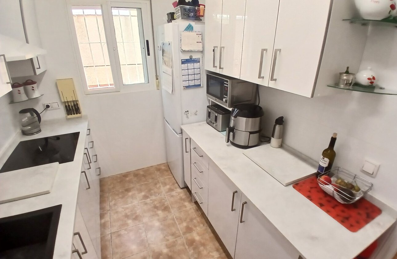 Revente - Villa -
Villamartin - Costa Blanca