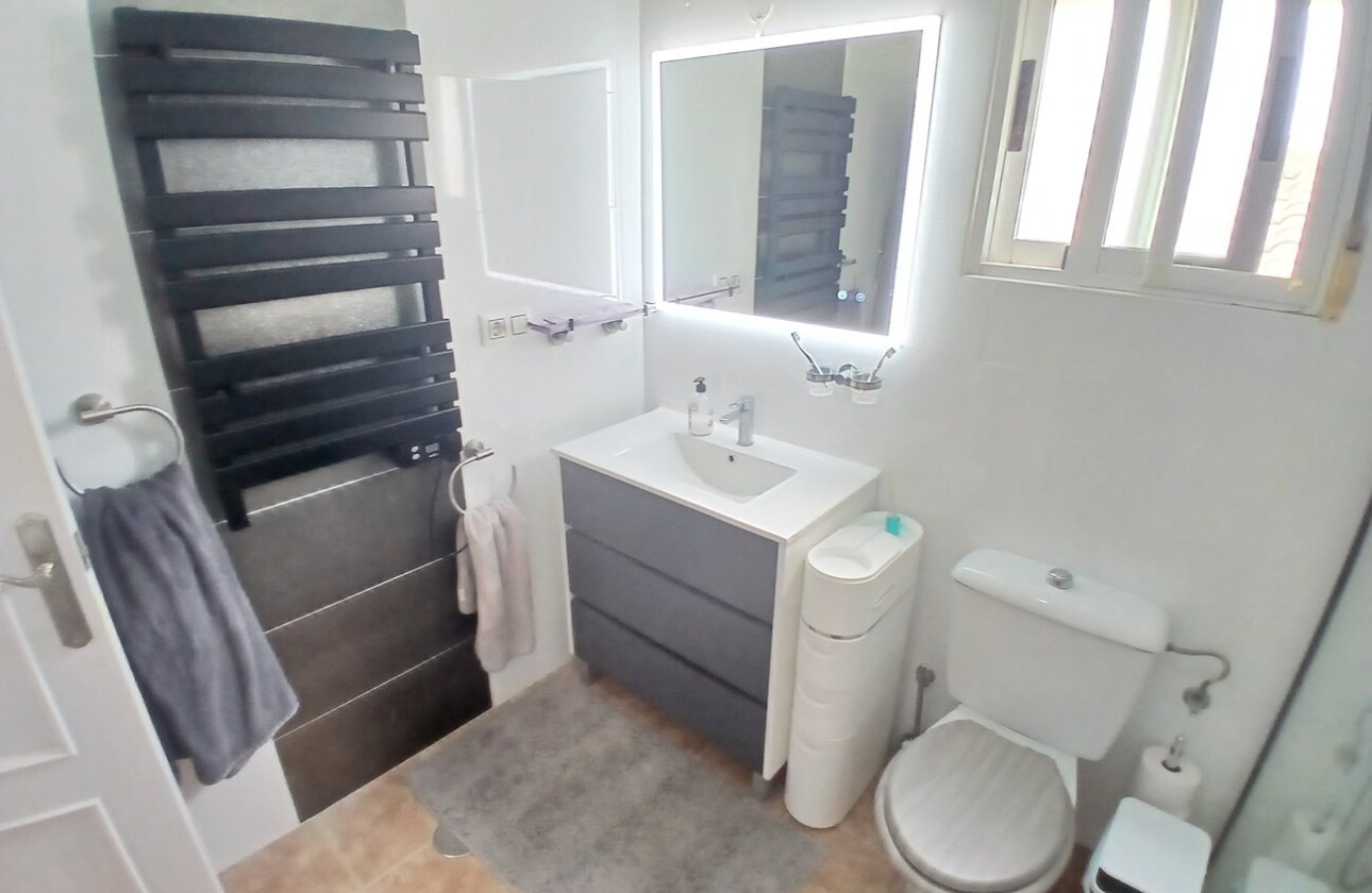 Revente - Villa -
Villamartin - Costa Blanca