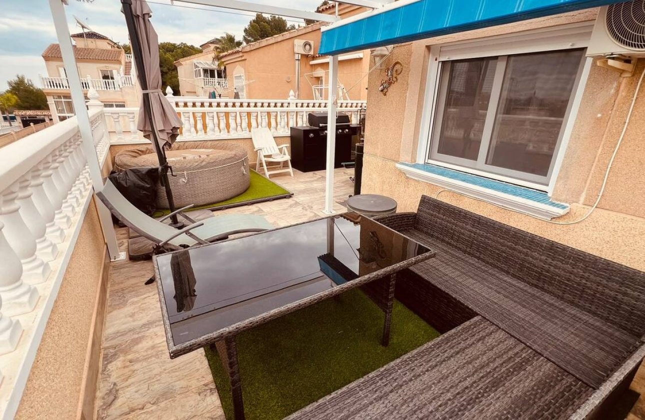 Revente - Villa -
Villamartin - Costa Blanca
