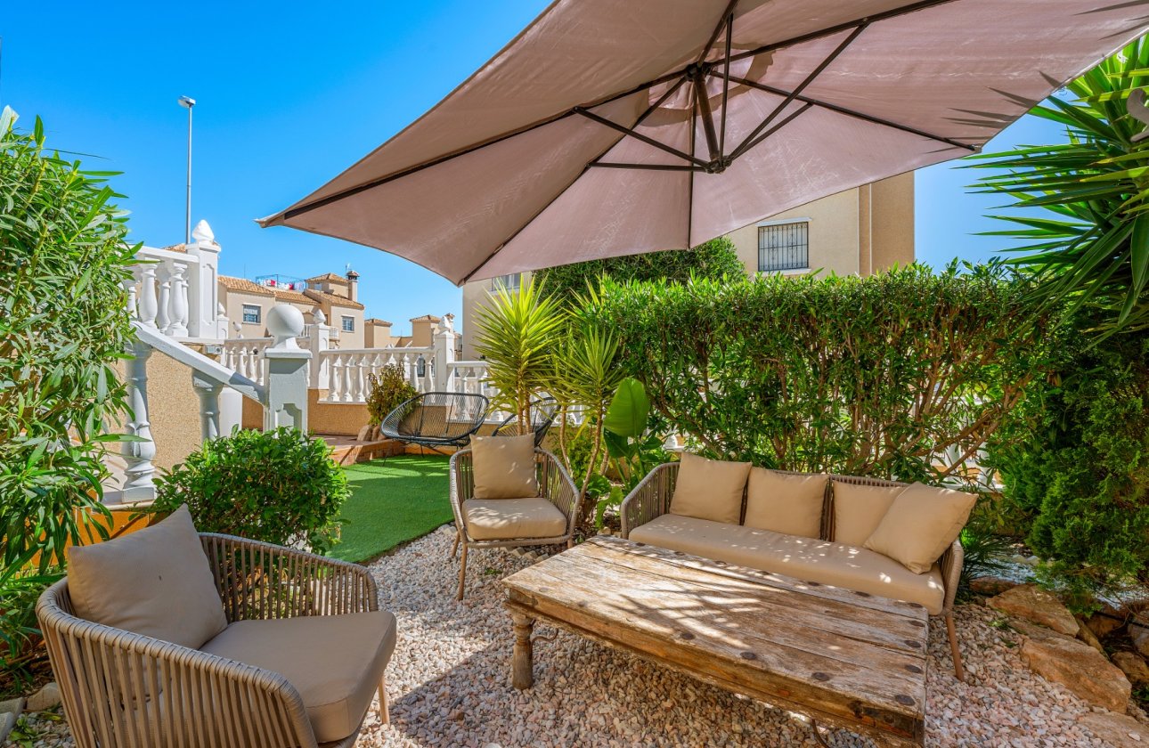 Revente - Villa -
Villamartin - Costa Blanca