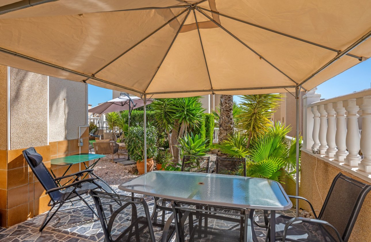Revente - Villa -
Villamartin - Costa Blanca
