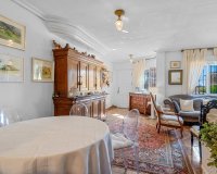 Revente - Villa -
Villamartin - Costa Blanca