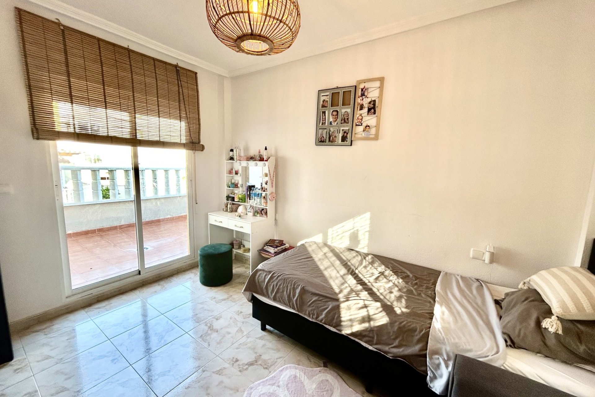 Revente - Villa -
Villamartin - Costa Blanca