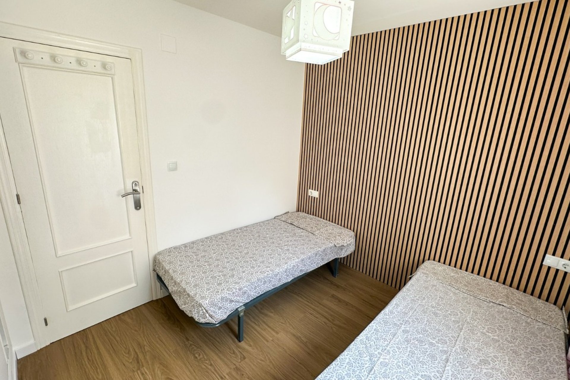 Revente - Villa -
Villamartin - Costa Blanca