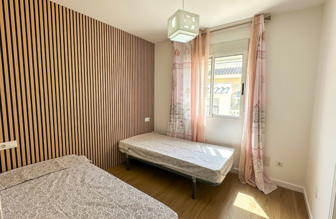 Revente - Villa -
Villamartin - Costa Blanca