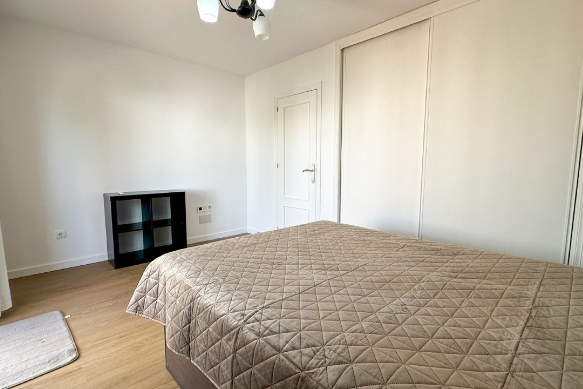 Revente - Villa -
Villamartin - Costa Blanca
