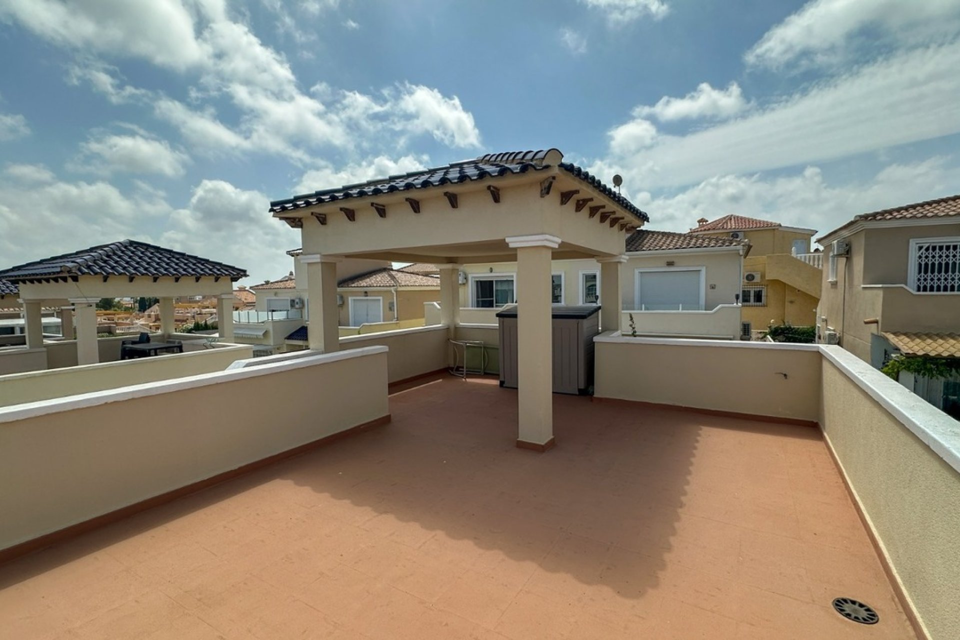 Revente - Villa -
Villamartin - Costa Blanca