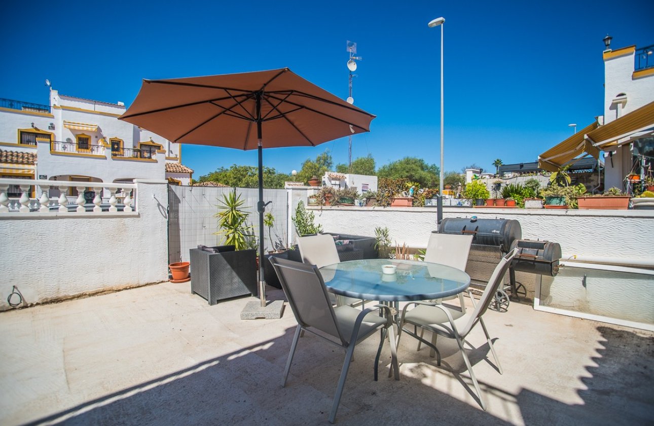 Revente - Villa -
Vistabella Golf Entre Naranjos - Inland