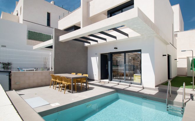 Semi Detached - Resale - Orihuela Costa -
                pau26