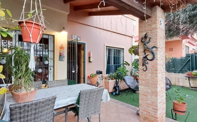 Semi Detached - Resale - Torrevieja - Parque Acuático - Sector 25