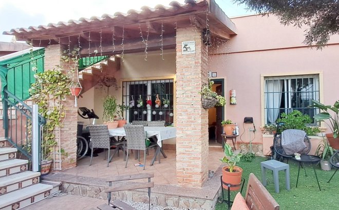 Semi Detached - Resale - Torrevieja -
                Parque Acuático - Sector 25