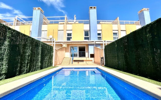 Town House - Herverkoop - Cabo Roig -
                Costa Blanca
