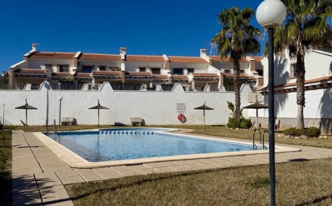 Town House - Herverkoop - San Miguel de Salinas - Inland
