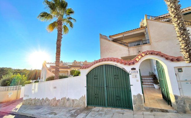 Town House - Herverkoop - Villamartin - Costa Blanca
