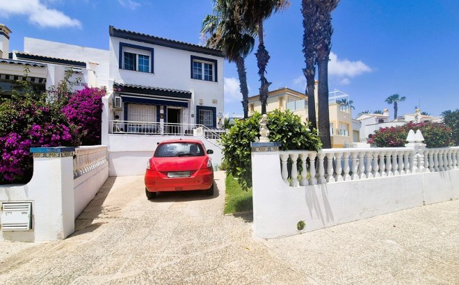 Town House - Resale - Los Dolses -
                Inland