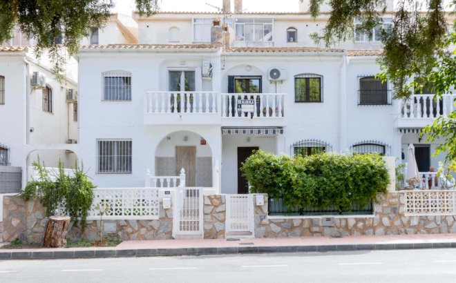 Town House - Resale -
            Orihuela Costa - 83572