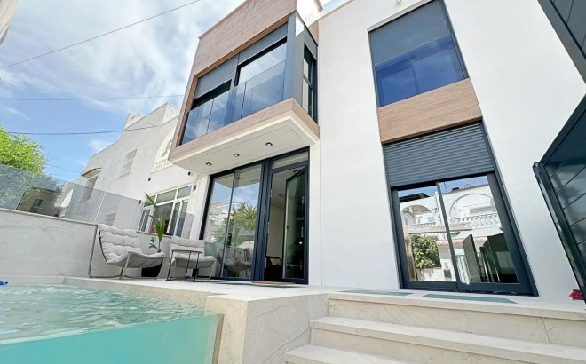Town House - Resale - Torrevieja - Calas Blanca
