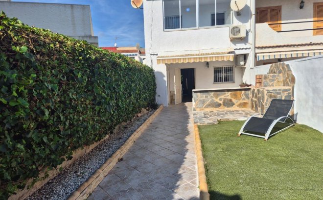 Town House - Resale - Torrevieja - Los Balcones
