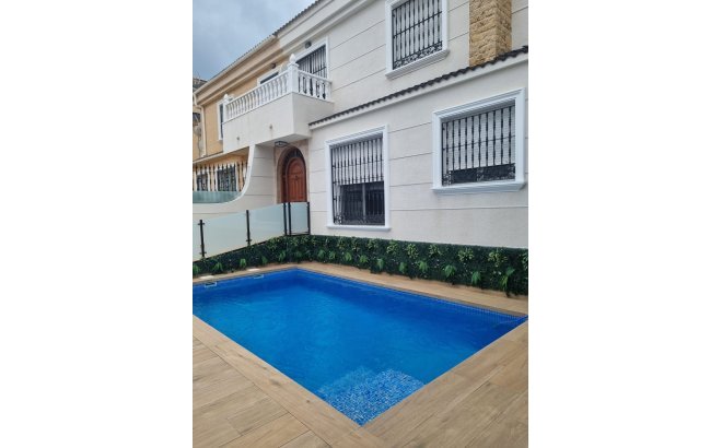 Town House - Revente - Orihuela Costa - Costa Blanca
