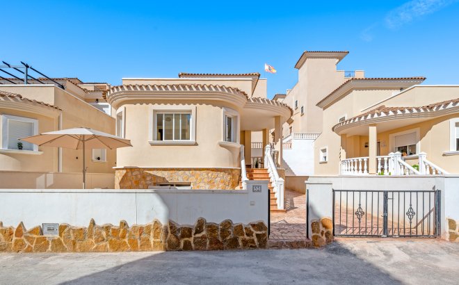 Town House - Revente - San Miguel de Salinas -
                Costa Blanca