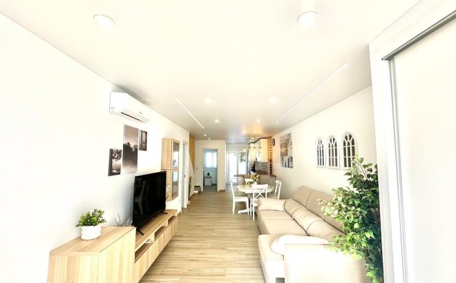 Town House - Revente - Torrevieja - Estacion De Autobuses