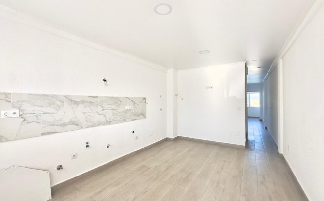 Town House - Revente - Torrevieja - La Mata