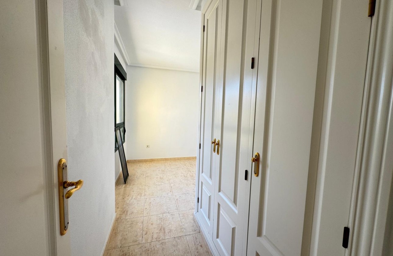 Verhuur - Appartement -
Orihuela Costa - Lomas de Campoamor