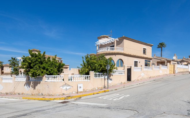 Villa - Herverkoop - Benijofar - Costa Blanca