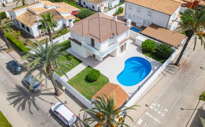 Villa - Herverkoop - Cabo Roig -
                Cabo Roig