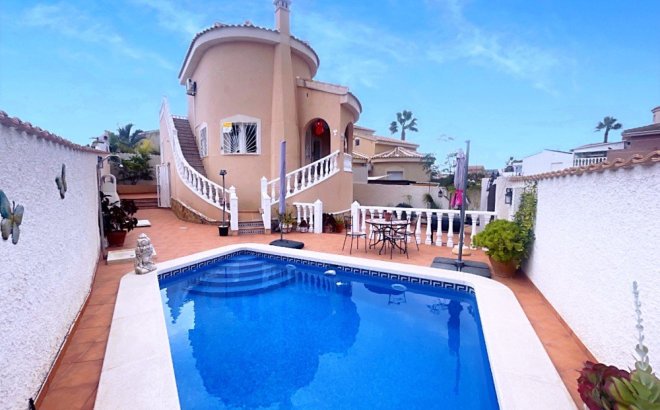 Villa - Herverkoop - Ciudad Quesada - Costa Blanca