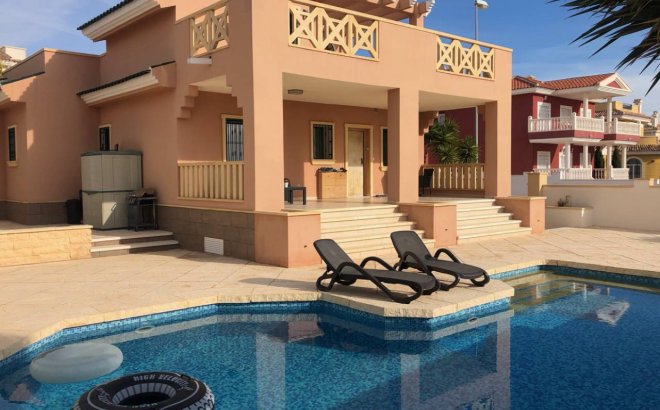 Villa - Herverkoop - Ciudad Quesada - Costa Blanca
